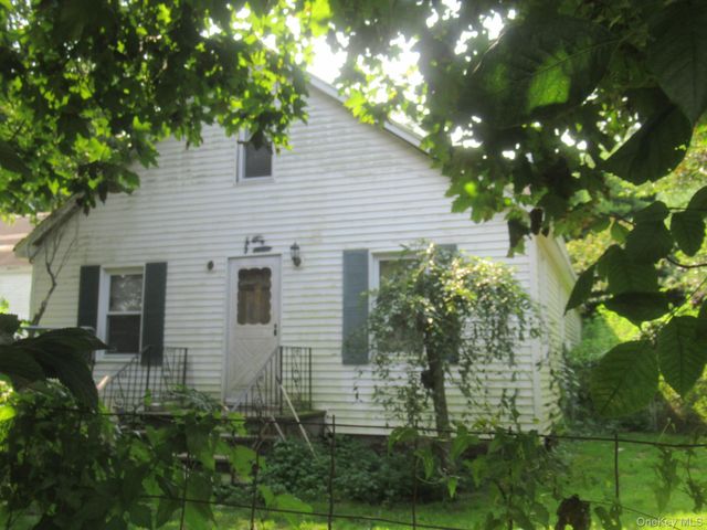 12 Lottie Road, Carmel, NY 10512