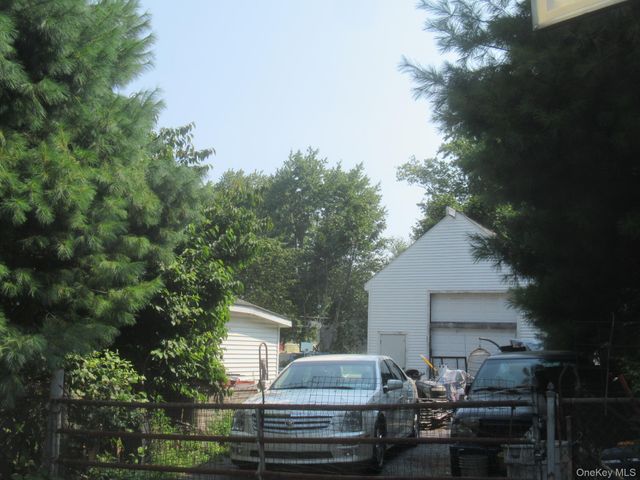 12 Lottie Road, Carmel, NY 10512