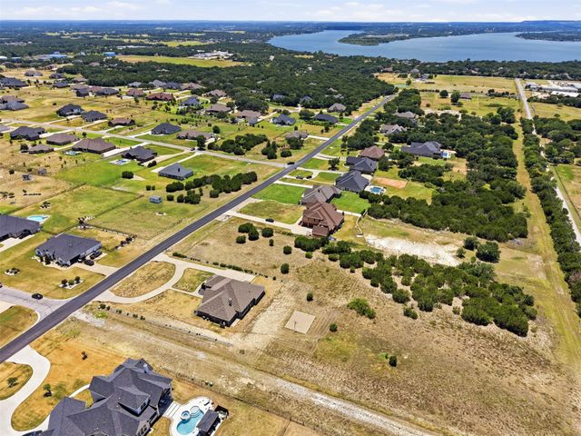7076 Heathington Boulevard, Granbury, TX 76049