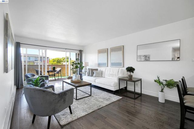 260 260 Industrial Pkwy 47, Hayward, CA 94544