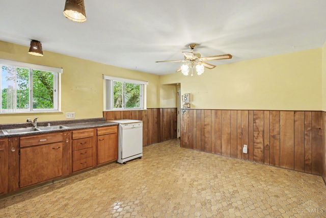 4295 Hutchinson Road, Cincinnati, OH 45248