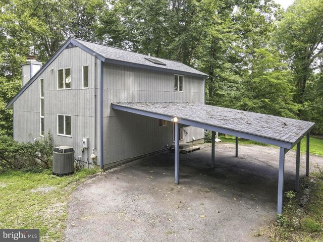 7 RIVER OAK PL, Fredericksburg, VA 22407
