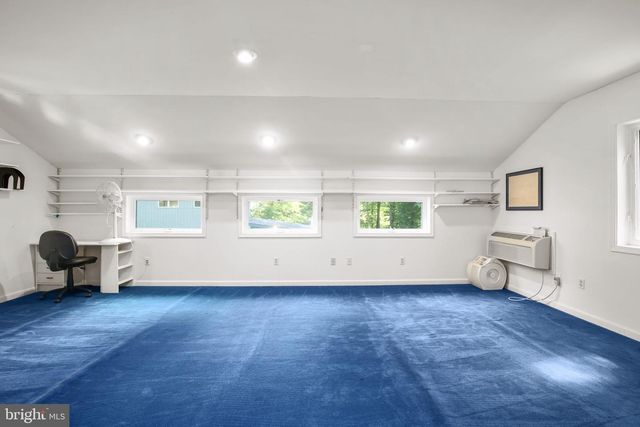 7 RIVER OAK PL, Fredericksburg, VA 22407