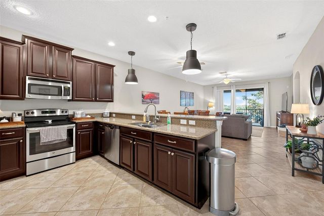 1261 LONG COVE LOOP 1261, Davenport, FL 33896