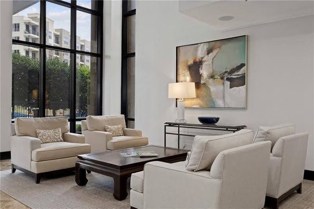 3481 Lakeside NE Drive 605, Atlanta, GA 30326