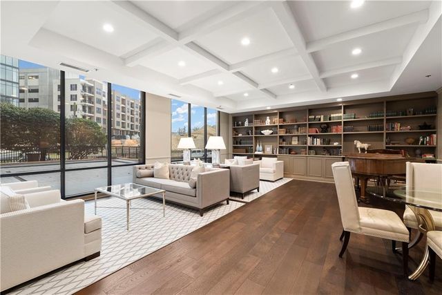 3481 Lakeside NE Drive 605, Atlanta, GA 30326