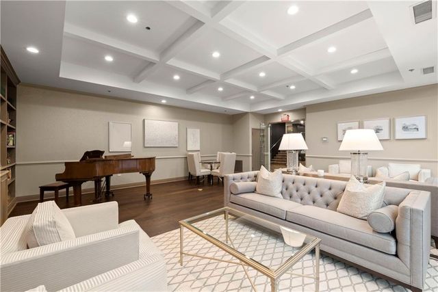 3481 Lakeside NE Drive 605, Atlanta, GA 30326