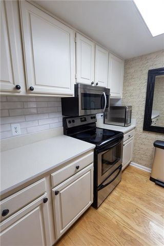 3481 Lakeside NE Drive 605, Atlanta, GA 30326