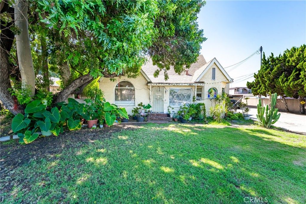 10036 10044 Alondra, Bellflower, CA 90706 — exterior