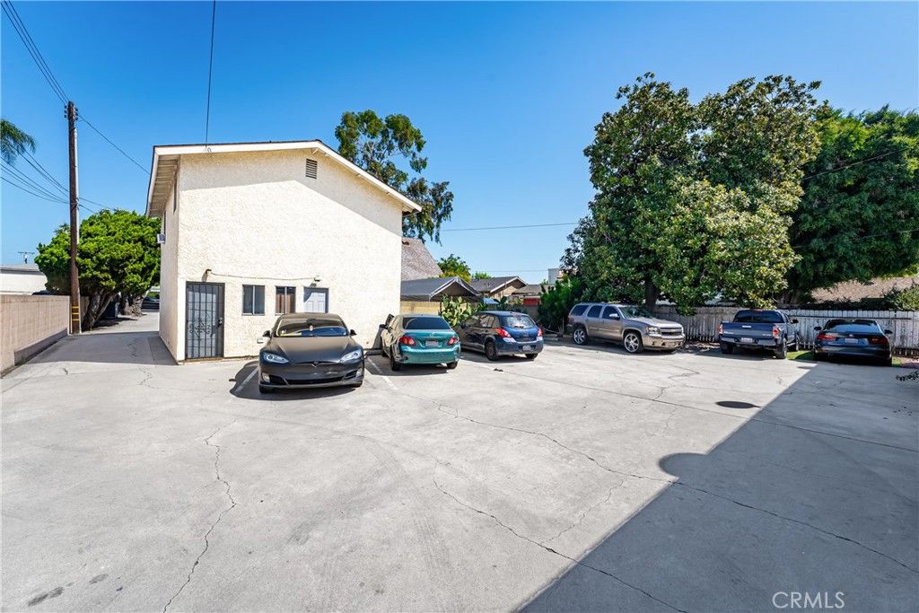 10036 10044 Alondra, Bellflower, CA 90706 — photo 5