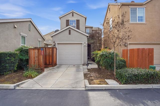 154 Splendido Ct, Newman, CA 95360