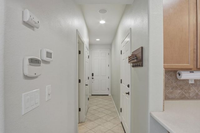 154 Splendido Ct, Newman, CA 95360