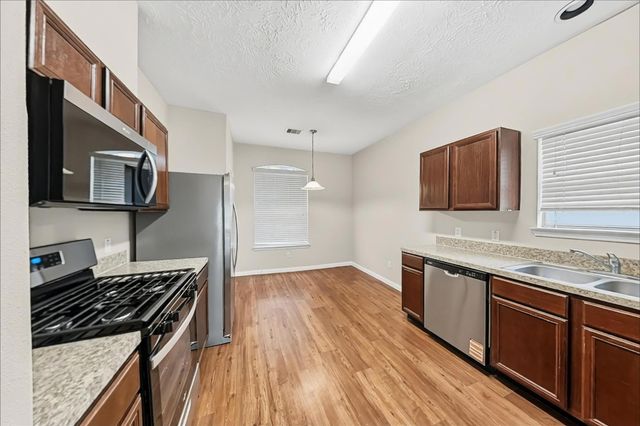 3931 Hawthorne Glen Court, Fresno, TX 77545