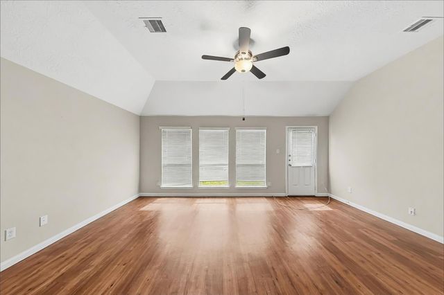 3931 Hawthorne Glen Court, Fresno, TX 77545