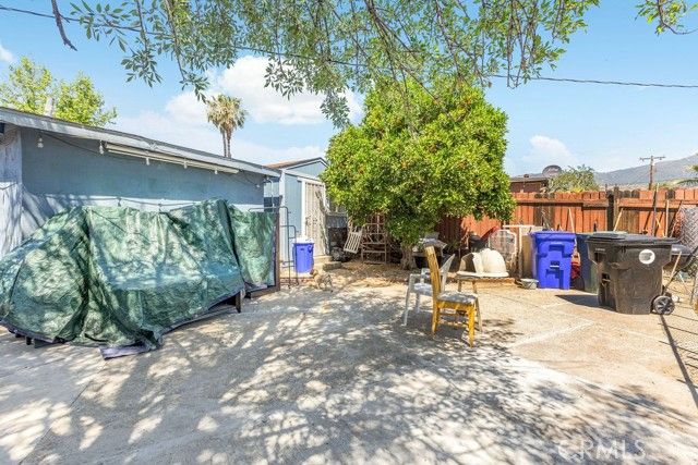 1118 E 33rd St, San Bernardino, CA 92404