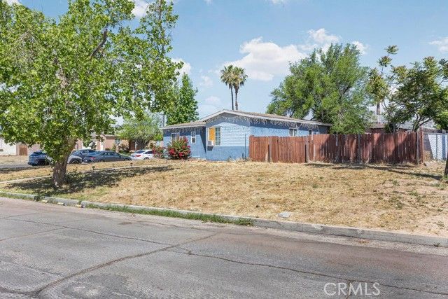 1118 E 33rd St, San Bernardino, CA 92404