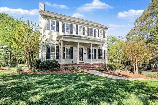 100 Kirkleigh Court, King, NC 27021