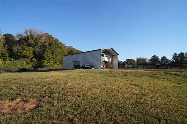 564 Old Airport Road, Commerce, GA 30530