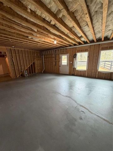 564 Old Airport Road, Commerce, GA 30530