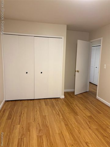 35252 Terrybrook Drive, Sterling Heights, MI 48312