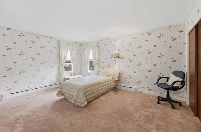 50 Gaywood St, Dartmouth, MA 02747