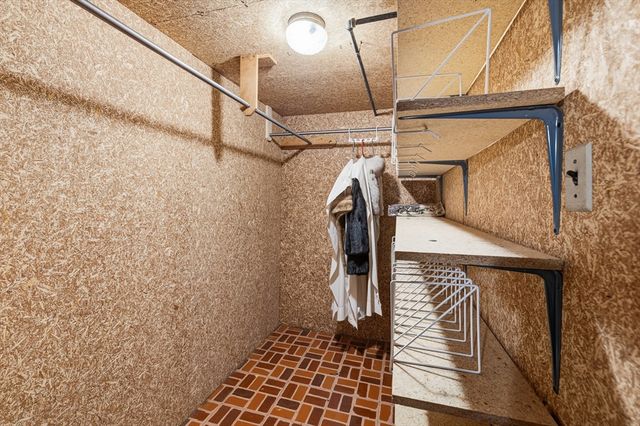 50 Gaywood St, Dartmouth, MA 02747