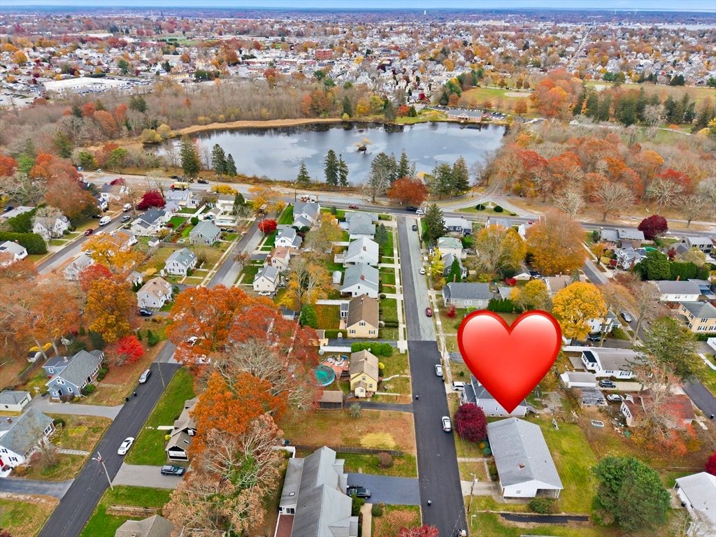 50 Gaywood St, Dartmouth, MA 02747