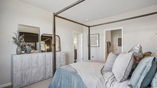 8929 Round Bale Avenue, Bowling Green, KY 42104