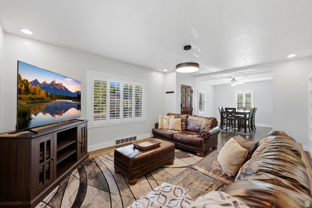 49 E SUNSET AVE, South Salt Lake, UT 84115