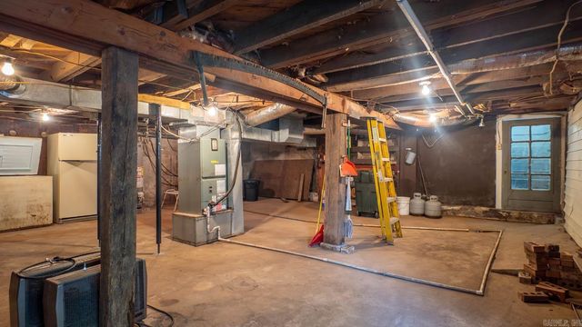 855 Archer Street, Mammoth Spring, AR 72554