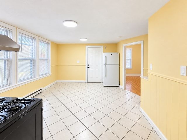 37 Maverick St 1, Chelsea, MA 02150