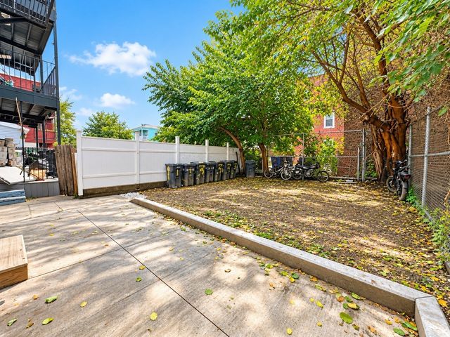 37 Maverick St 1, Chelsea, MA 02150
