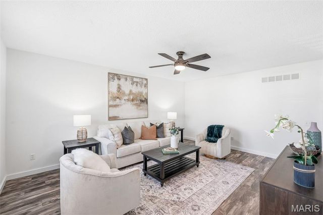 13 Northwinds Drive, St Peters, MO 63376