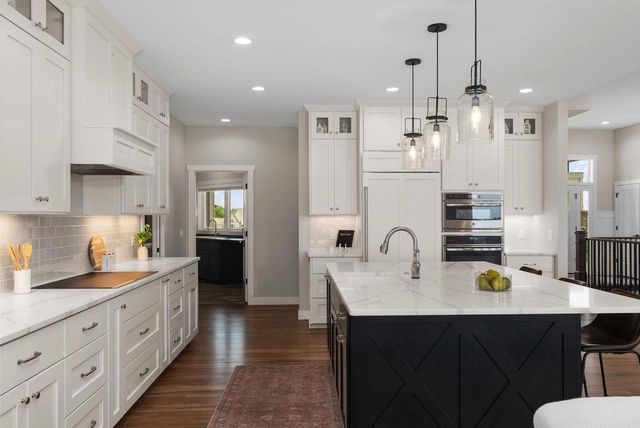 7606 Driftless Ridge Way, Verona, WI 53593