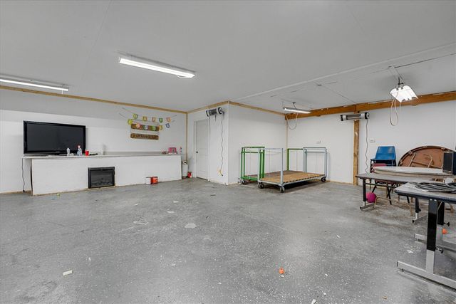 53950 Delong Road, Marcellus, MI 49067