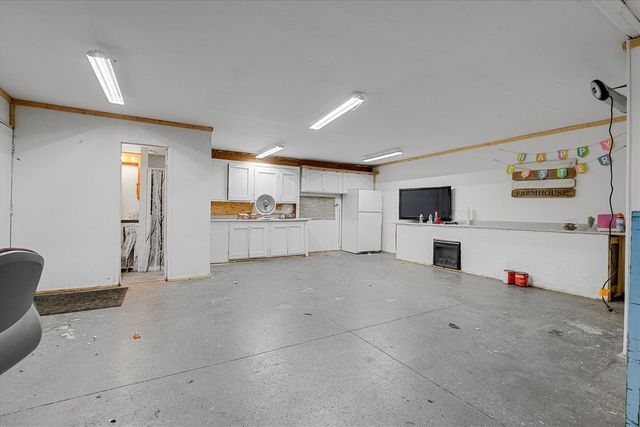 53950 Delong Road, Marcellus, MI 49067