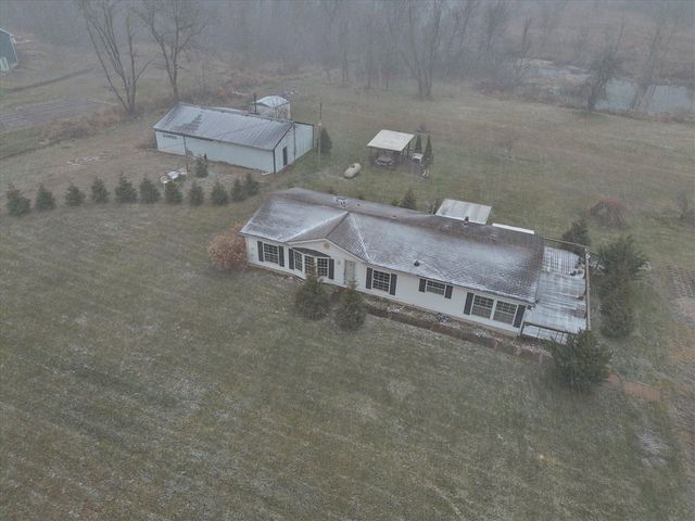 53950 Delong Road, Marcellus, MI 49067
