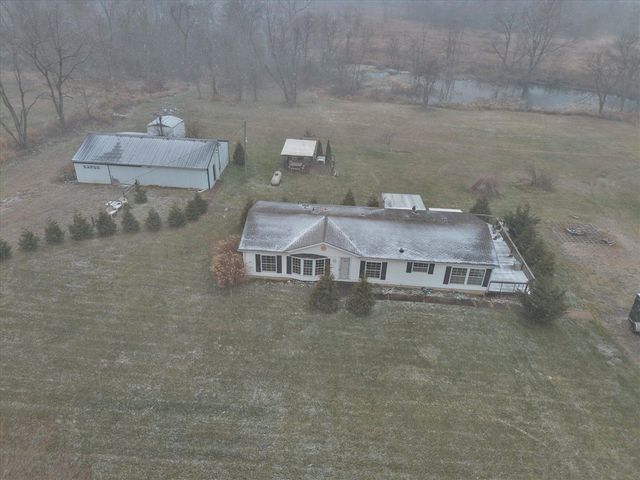 53950 Delong Road, Marcellus, MI 49067