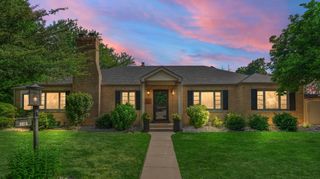8816 Woodward Avenue, Highland, IN 46322
