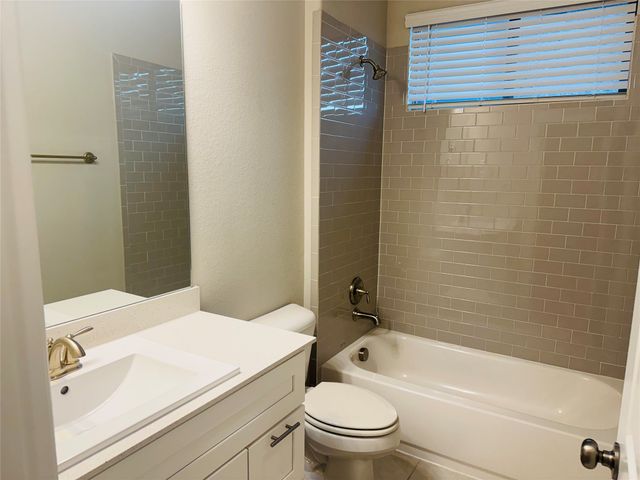 1045 Little Gull Drive, Forney, TX 75126