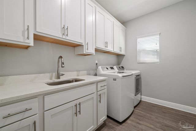 1141 W Romana St, Pensacola, FL 32502