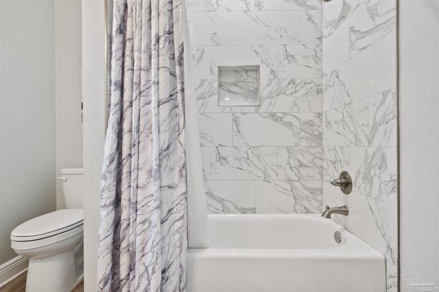 1141 W Romana St, Pensacola, FL 32502