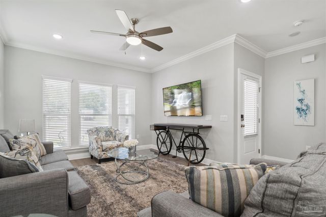 1141 W Romana St, Pensacola, FL 32502