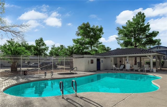 2133 Willowbury Drive A, Las Vegas, NV 89108