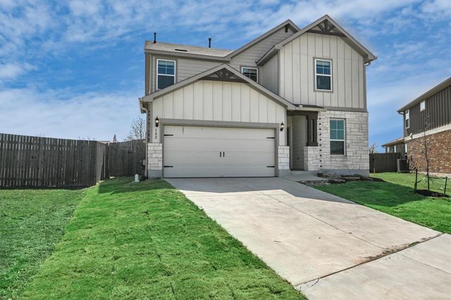 182 Bayberry CIR, Buda, TX 78610