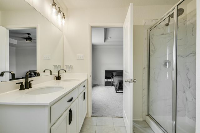 182 Bayberry CIR, Buda, TX 78610