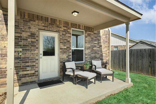 182 Bayberry CIR, Buda, TX 78610