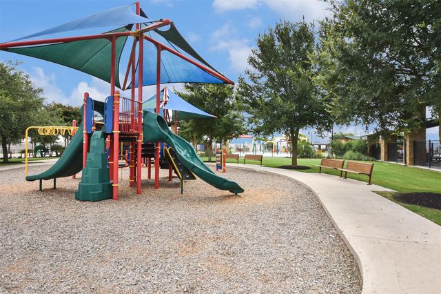182 Bayberry CIR, Buda, TX 78610