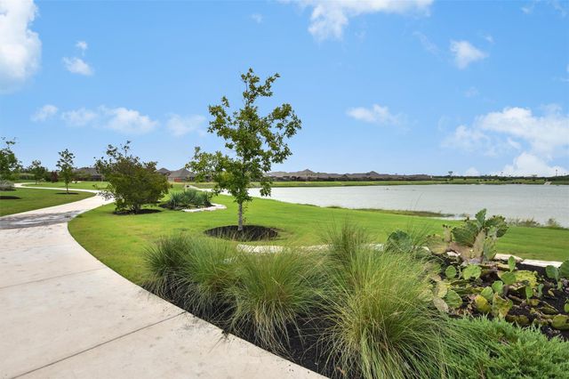 182 Bayberry CIR, Buda, TX 78610