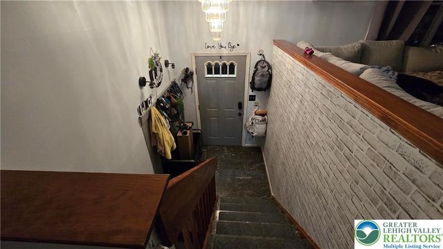 2013 Woodside Court, Salisbury Twp, PA 18103